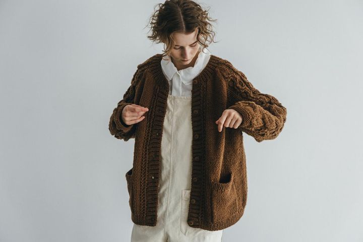 画像1: 【ネストローブ】ペルーケーブルスリーブニットカーディガン¥39,600 store.nestrobe.com
