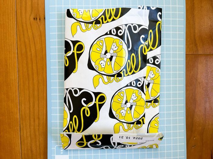 捨てなくて良かった～！お気に入りの包装紙が『おしゃれ雑貨』に大変身♡折り目があっても大丈夫！