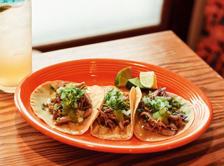 『メキシカンバル MAYO』のカルニータス