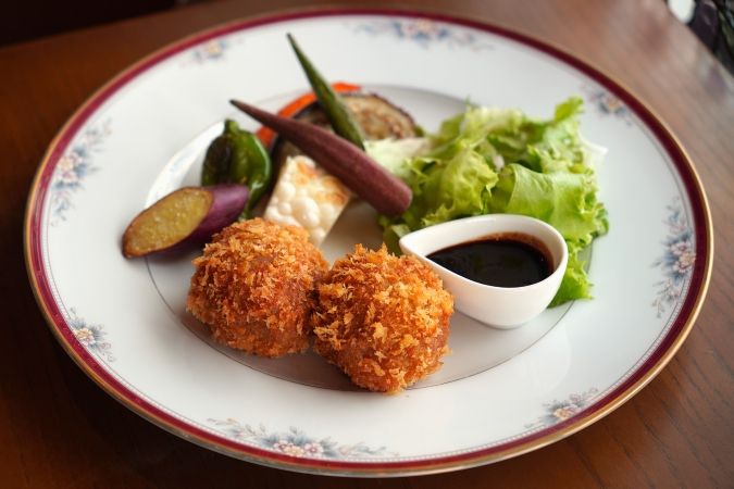 シークレットレストランK ジビエのメンチカツ