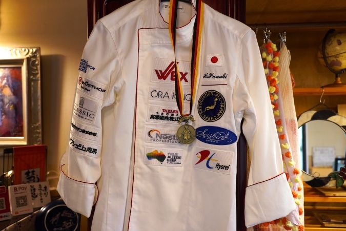 シークレットレストランK 舟木シェフの世界料理オリンピック制服