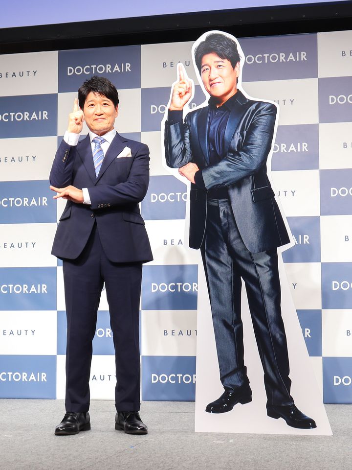 ハンディ型マッサージ機でお馴染み“ドクターエア”からこだわり抜いたコンパクトなビューティー製品新登場！イケオジになった林先生が美の伝道師に!?