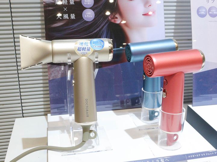 ハンディ型マッサージ機でお馴染み“ドクターエア”からこだわり抜いたコンパクトなビューティー製品新登場！イケオジになった林先生が美の伝道師に!?