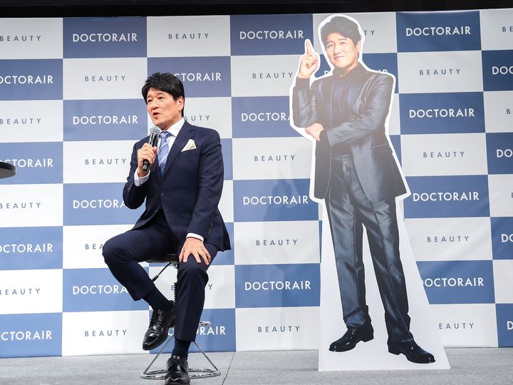 ハンディ型マッサージ機でお馴染み“ドクターエア”からこだわり抜いたコンパクトなビューティー製品新登場！イケオジになった林先生が美の伝道師に!?