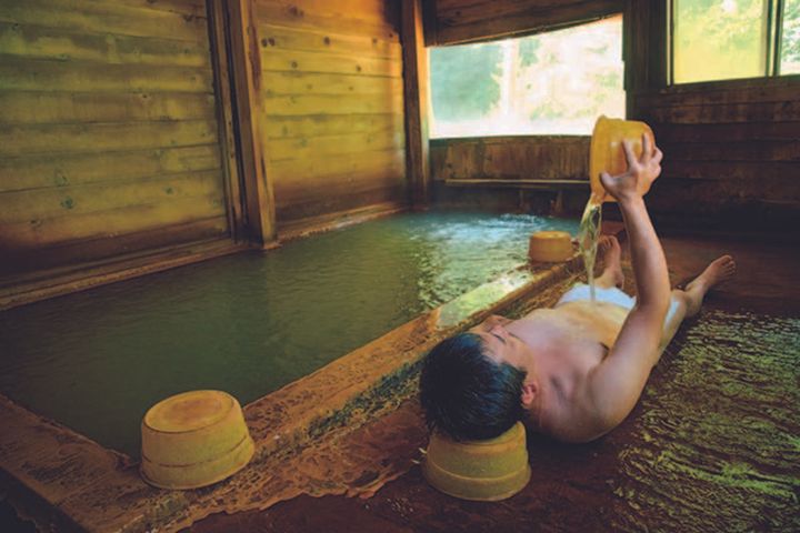 トド寝の聖地「古遠部温泉」で極上の癒しとアートなひととき｜ツーリングガイド・青森県
