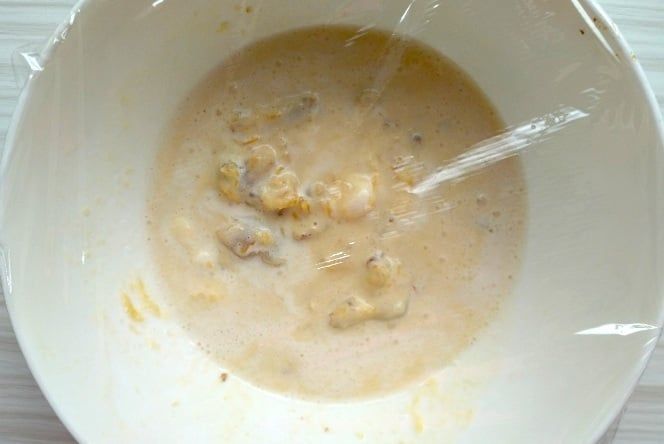 ラップをして冷凍庫で冷やす