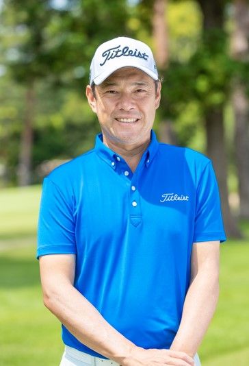 60~70ヤードの距離から確実にグリーンに乗せるには？左手を長く使うイメージが重要