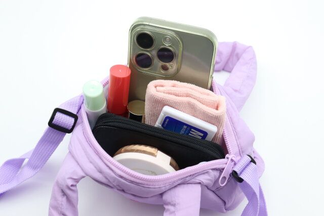 ショルダーバッグ（ヤングオイスター） 容量