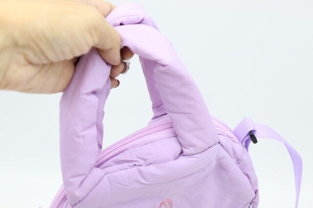 ショルダーバッグ（ヤングオイスター） 持ち手