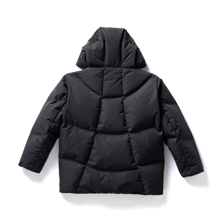 モレリア40周年記念！ミズノが発売した「全世界100着限定生産」「11万円」のダウンジャケットがすごい