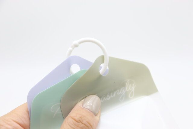 掛けられるつめ替えパウチ（プッシュタイプ、リング付） デザイン