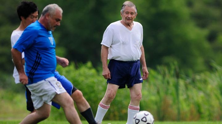 「日本人の親切さ、秩序、敬意に圧倒された」70歳以上のW杯に出場したドイツ代表選手、日本滞在を振り返る