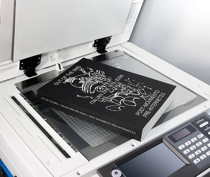 『OUT OF THE GRID_ Italian Zines 1978–2006』