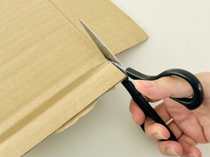 段ボールの端切れを持ってお散歩したら…とんでもなくかわいいモノができあがりました♡