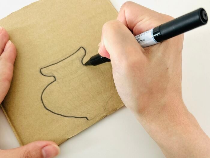 段ボールの端切れを持ってお散歩したら…とんでもなくかわいいモノができあがりました♡