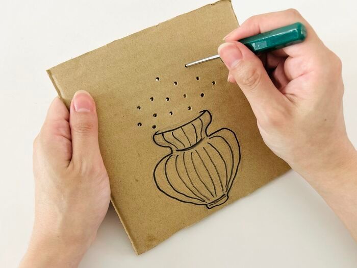 段ボールの端切れを持ってお散歩したら…とんでもなくかわいいモノができあがりました♡