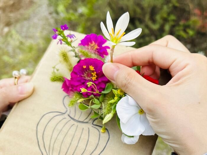 段ボールの端切れを持ってお散歩したら…とんでもなくかわいいモノができあがりました♡