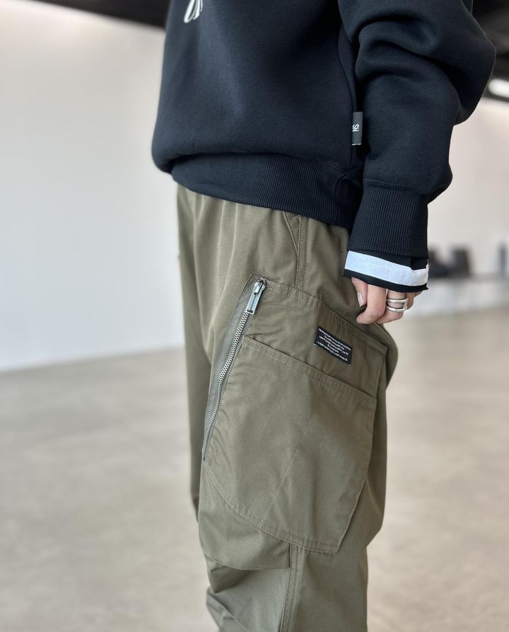 画像1: 【UG】ユーティリティパンツ UNDERCOVER（XSサイズ着用） ¥3,990 www.gu-global.com
