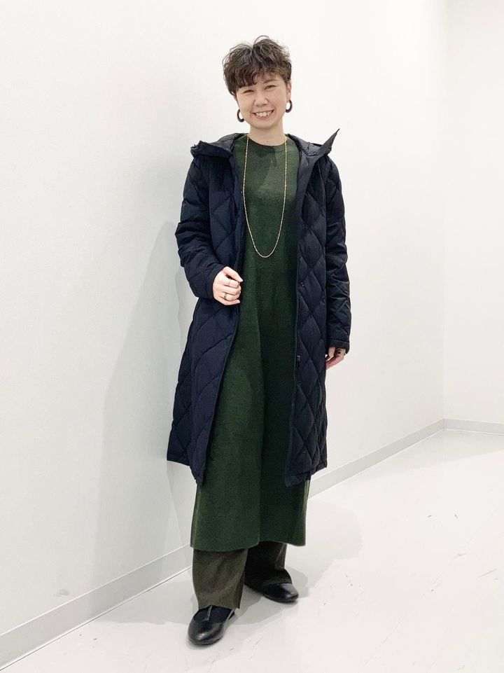 パンツをレイヤードした着こなしもおすすめです 出典：StyleHint