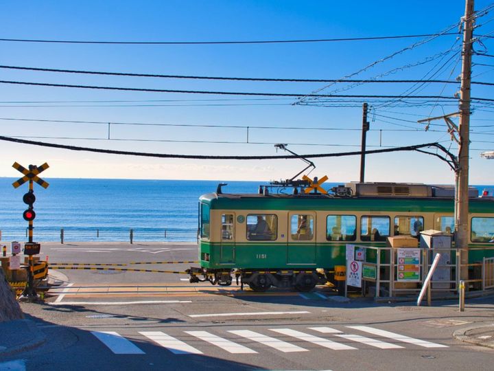 All About ニュース編集部が全国250人を対象に実施した「老後に住みたい市」に関するアンケートの調査結果から、神奈川県の市で「老後に住みたい」と思う市ランキングを発表！ 2位「鎌倉市」を抑えた1位は？