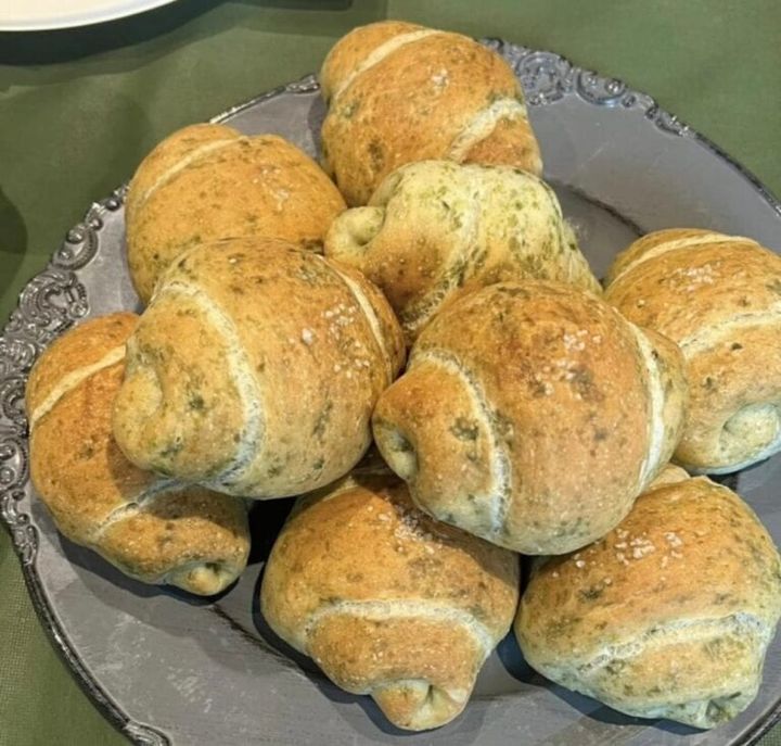 「テコールジャンティ」の「あおさ塩パン」 ¥320