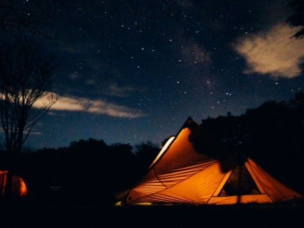 アルペンの“価格崩壊”ギアが最強すぎる！秋キャンプで大活躍する神アイテム5選