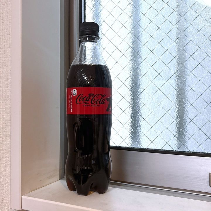 窓際など、高温になりやすい場所はNG