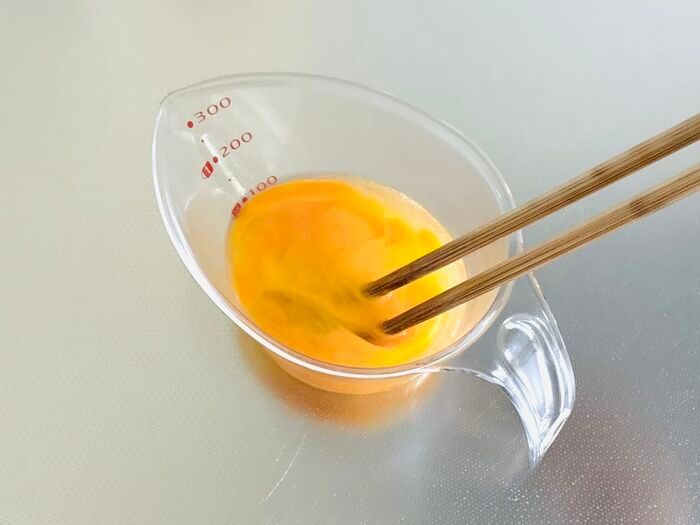 『炭酸水×卵』を試した結果→見た目からもう違う！？想像以上に“ふわっふわ”な卵焼き裏ワザ。