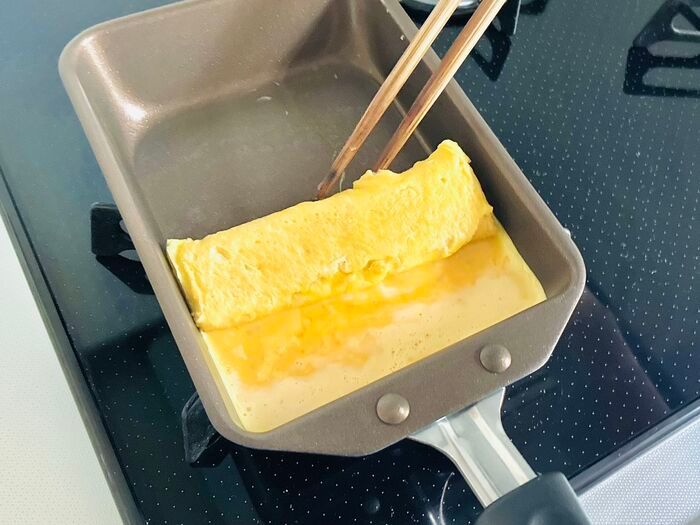 『炭酸水×卵』を試した結果→見た目からもう違う！？想像以上に“ふわっふわ”な卵焼き裏ワザ。