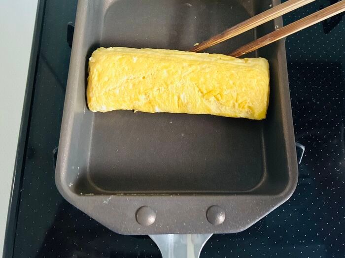 『炭酸水×卵』を試した結果→見た目からもう違う！？想像以上に“ふわっふわ”な卵焼き裏ワザ。