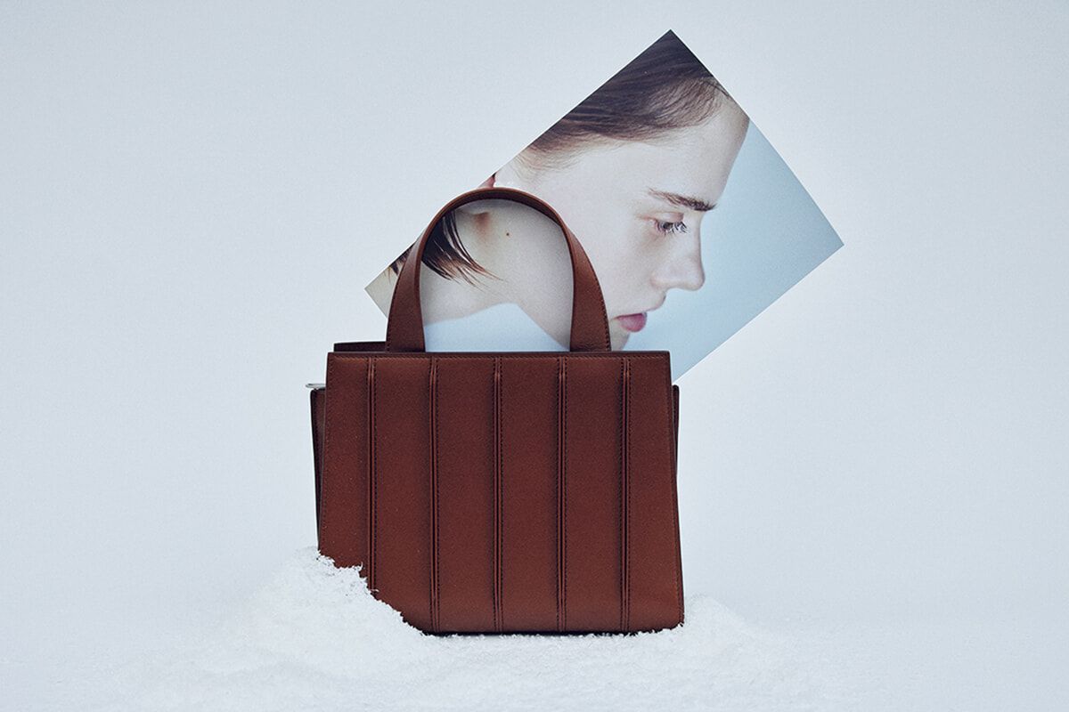 マックスマーラのバッグ】「ホイットニー バッグ」は豊富なカラー