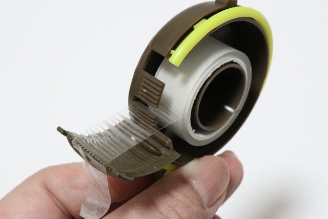 ダイソーのテープホルダー たいやきの刃