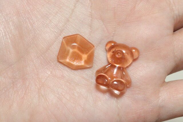 セリア 収納＆カラーチャート ディスプレイビーズ ベア 収納＆カラーチャート ディスプレイビーズ ジェムストーン 仕上がり