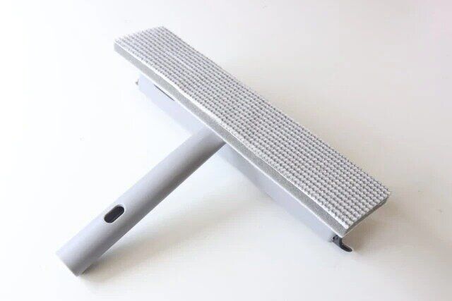 ダイソーの窓・網戸クリーナー 落ち落ちV