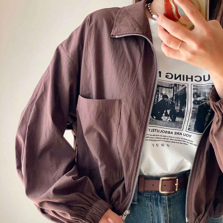 画像: 胸元ポケットが可愛い！