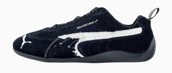 スニーカー￥104,500※予定価格（バレンシアガ／バレンシアガ クライアントサービス）