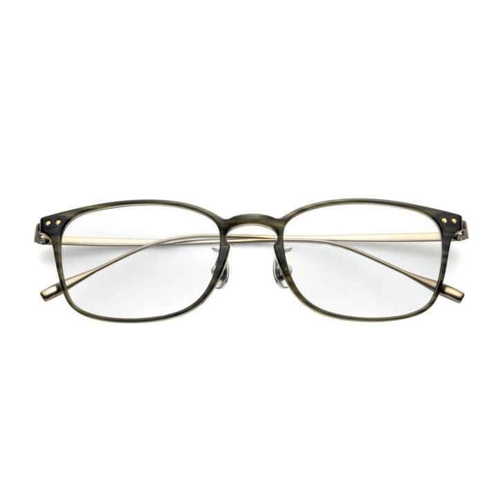 1万4900円（JINS／JINS カスタマーサポートセンター）