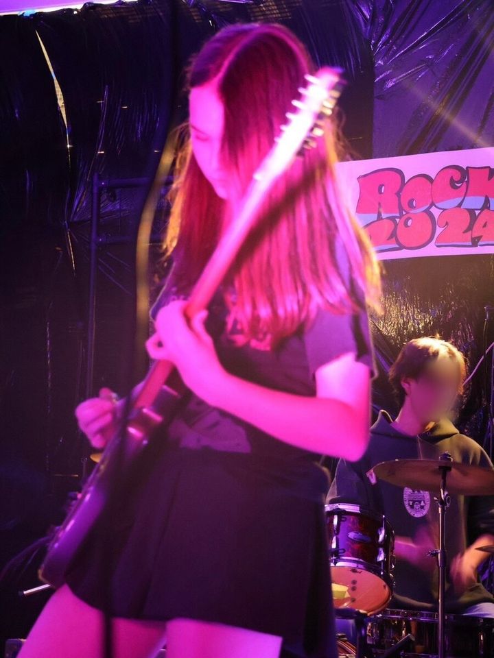 STANFORD所属のモデル・中山エマの好きなもの①音楽（楽器）