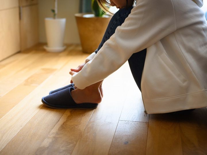 【産婦人科医が回答】緊急避妊薬の薬局販売（OTC化）が実現します。10代でも親の同意は不要です。買い方や安全性について、分かりやすく解説します。（※画像：PIXTA）