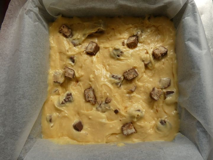 満足感たっぷり！「ブラックサンダーのスティックケーキ」