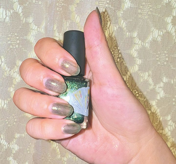 アップリフト ネイルカラー 608 ¥2,090 限定発売（オサジ TEL. 0120-977-948）