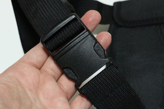 工具収納ポケット バックル