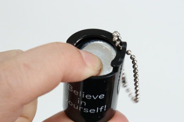 キャンドゥ 100円玉専用コインケース モノクロ 作り