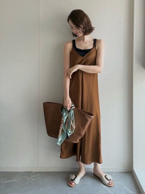 スタイル01：タンクトップをレイヤードして涼しげコーデ