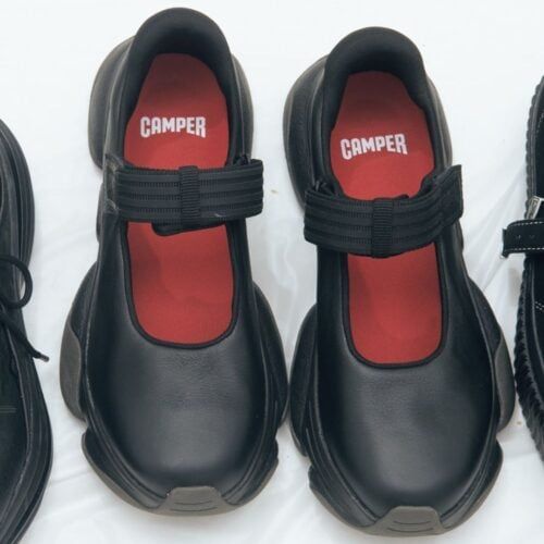 “ストラップで遊ぶ”が今っぽい！この秋注目の快適＆おしゃれなメリージェーンスニーカー3選