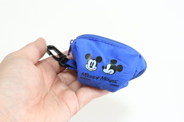 ダイソーのマルチケース（ミッキーマウス）3