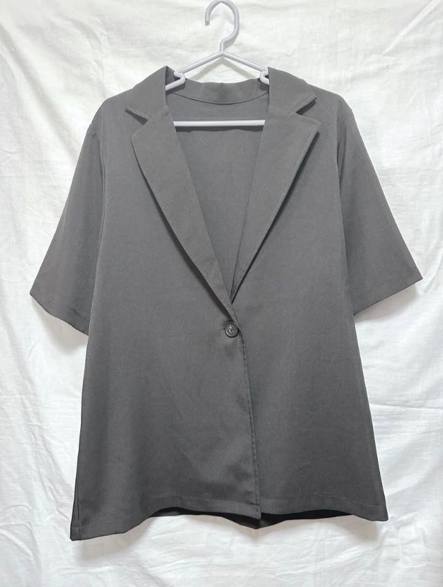 テーラードジャケット