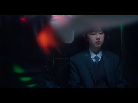 放課後のカラオケで響く“失恋ソング”──運命の修学旅行を控えた女子高生の最後の1日『君と私』