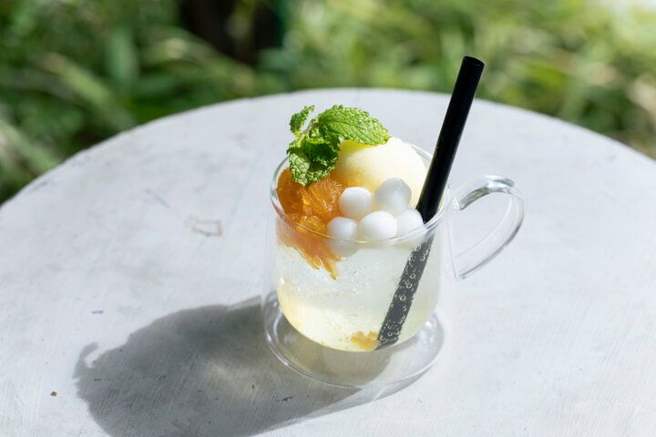 モチモチ白玉と旬のフルーツの組み合わせが人気♪ 下町・向島にあるあんこのカフェ「まんまる」