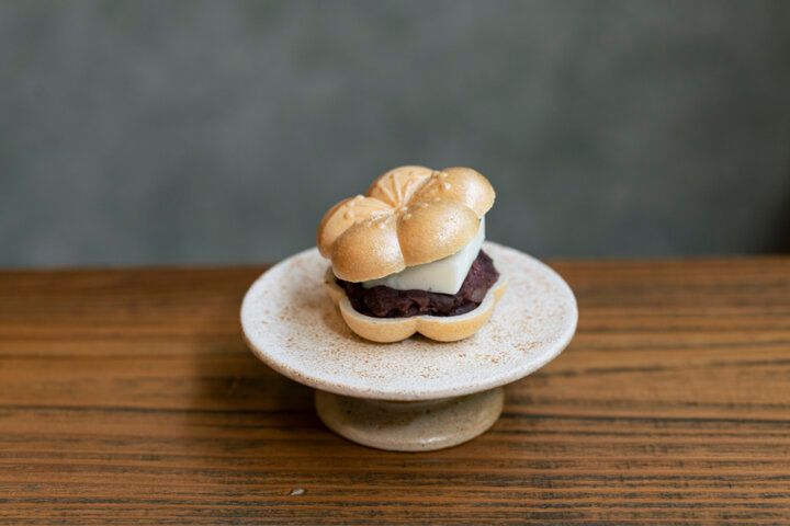 モチモチ白玉と旬のフルーツの組み合わせが人気♪ 下町・向島にあるあんこのカフェ「まんまる」